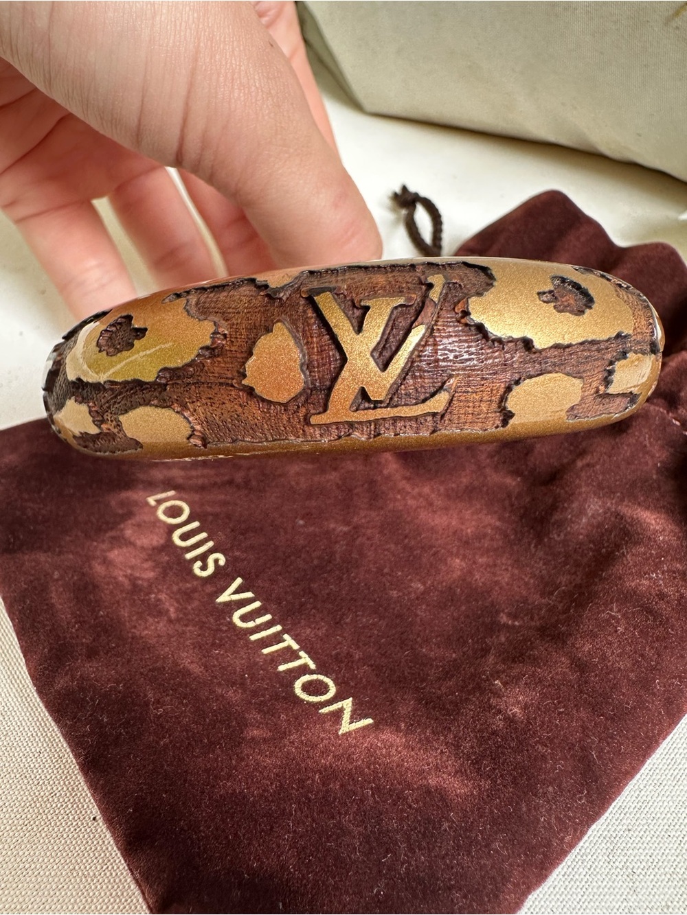 Louis Vuitton Black Gold Lacquer Wood Leomonogram Bangle